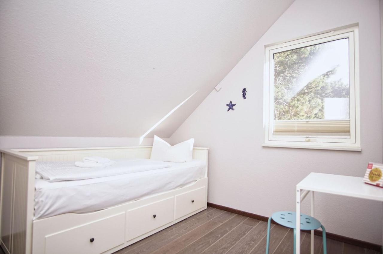 Komfortables Haus Mit Kamin, Sauna, Garten, Terrasse - Ferienhaus Sternschnuppe Wiek auf Ruegen Exterior photo